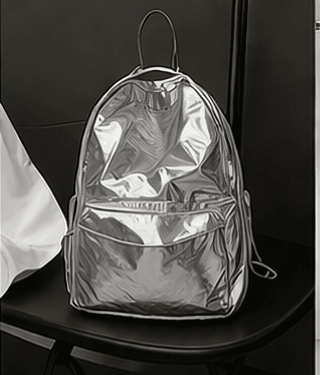 メタリックバックパック